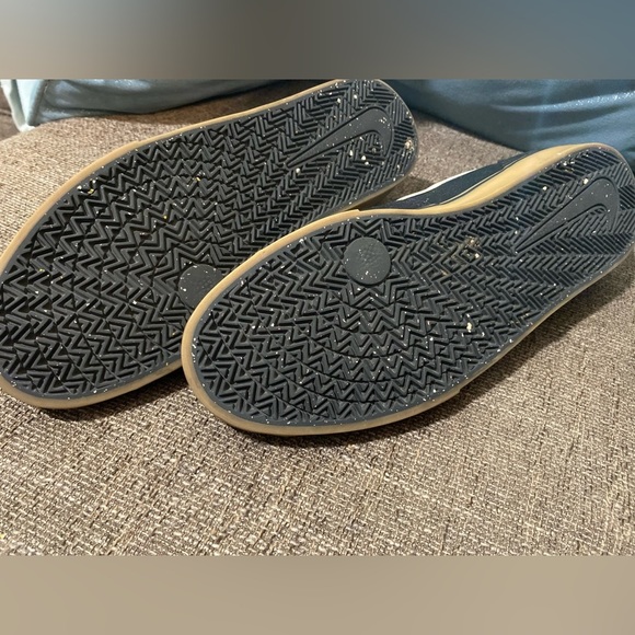 Nike SB Chronic 2 Black White Lace Up Sneakers Skater Flat Comfort Casual - Picture 5 of 6